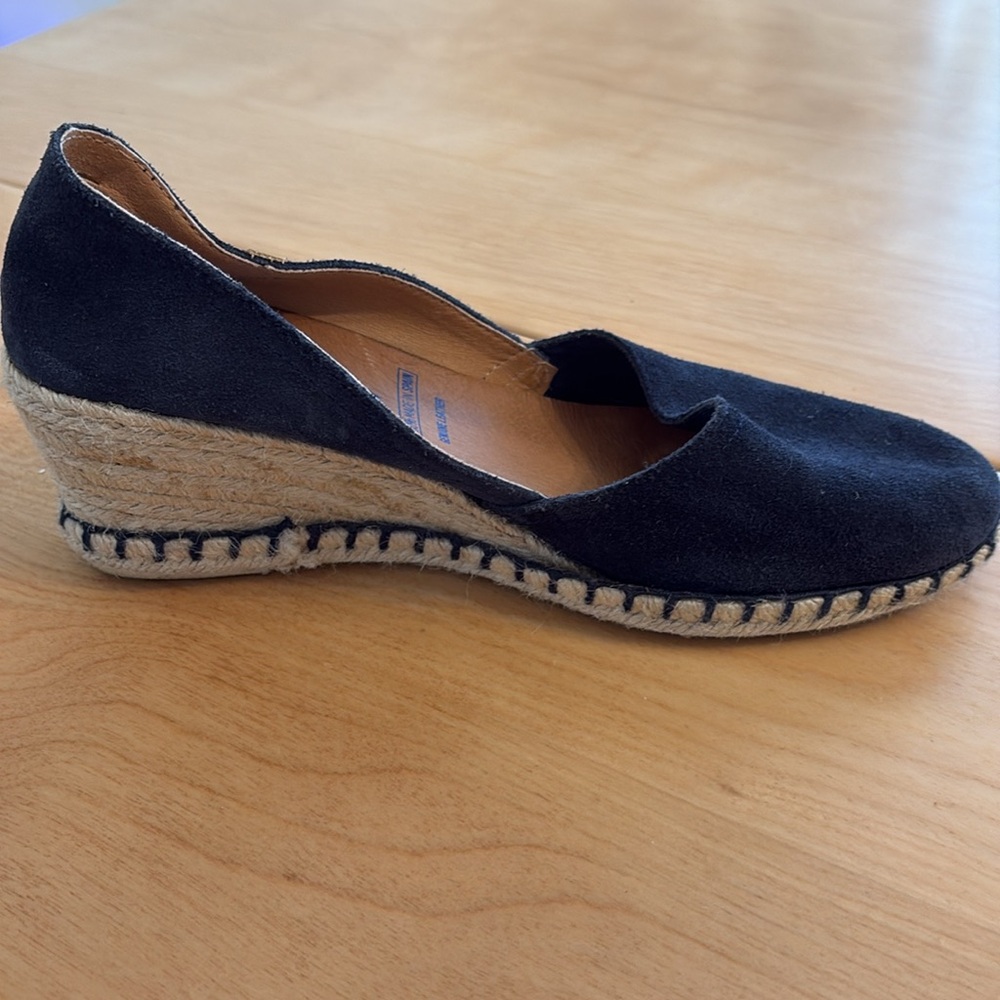 Verbenas Women's Carmen Navy Suede Espadrille Wedge Slip-On Shoes. Size 39 - Picture 9 of 10